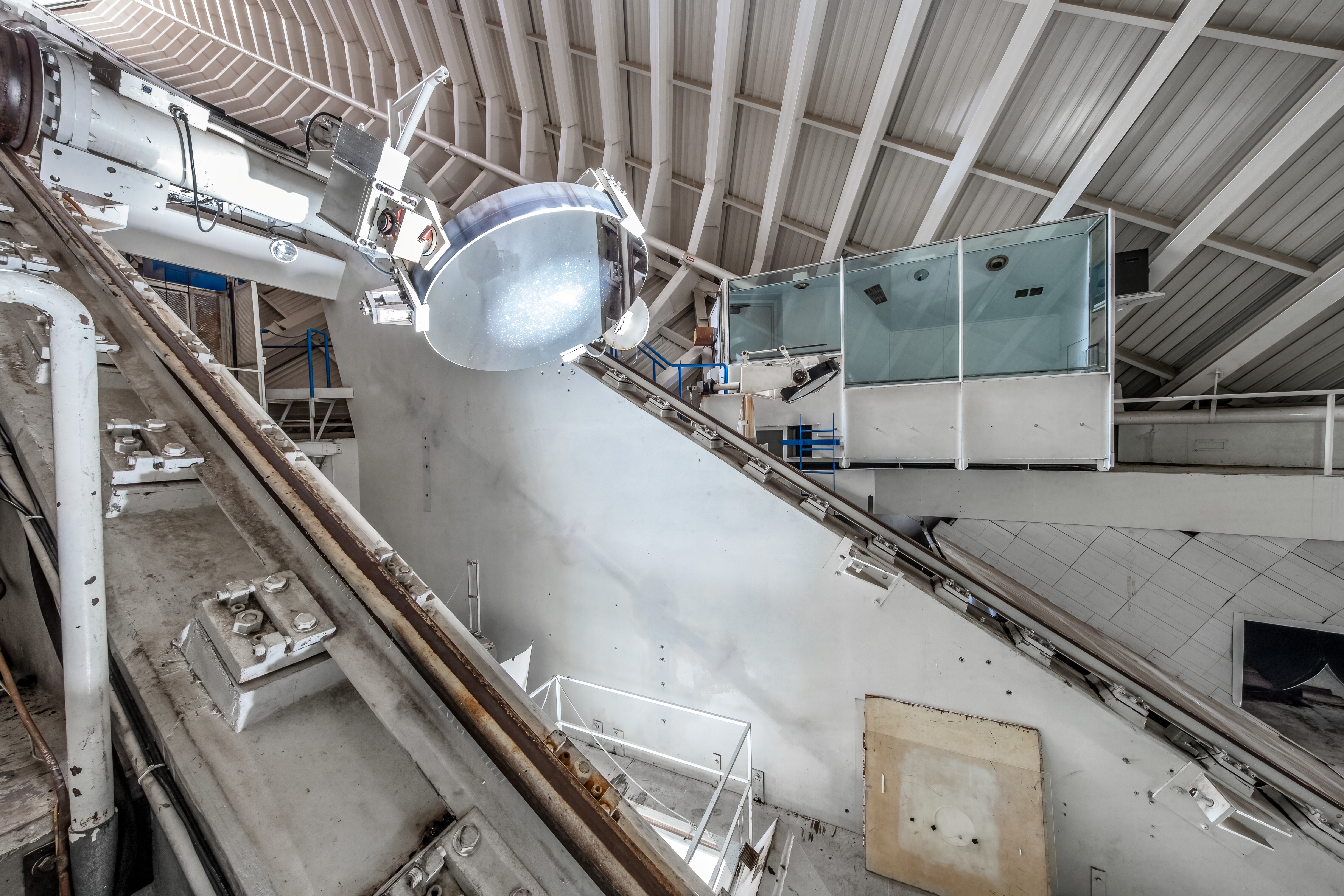 Inside the McMath-Pierce Solar Telescope. | NOIRLab