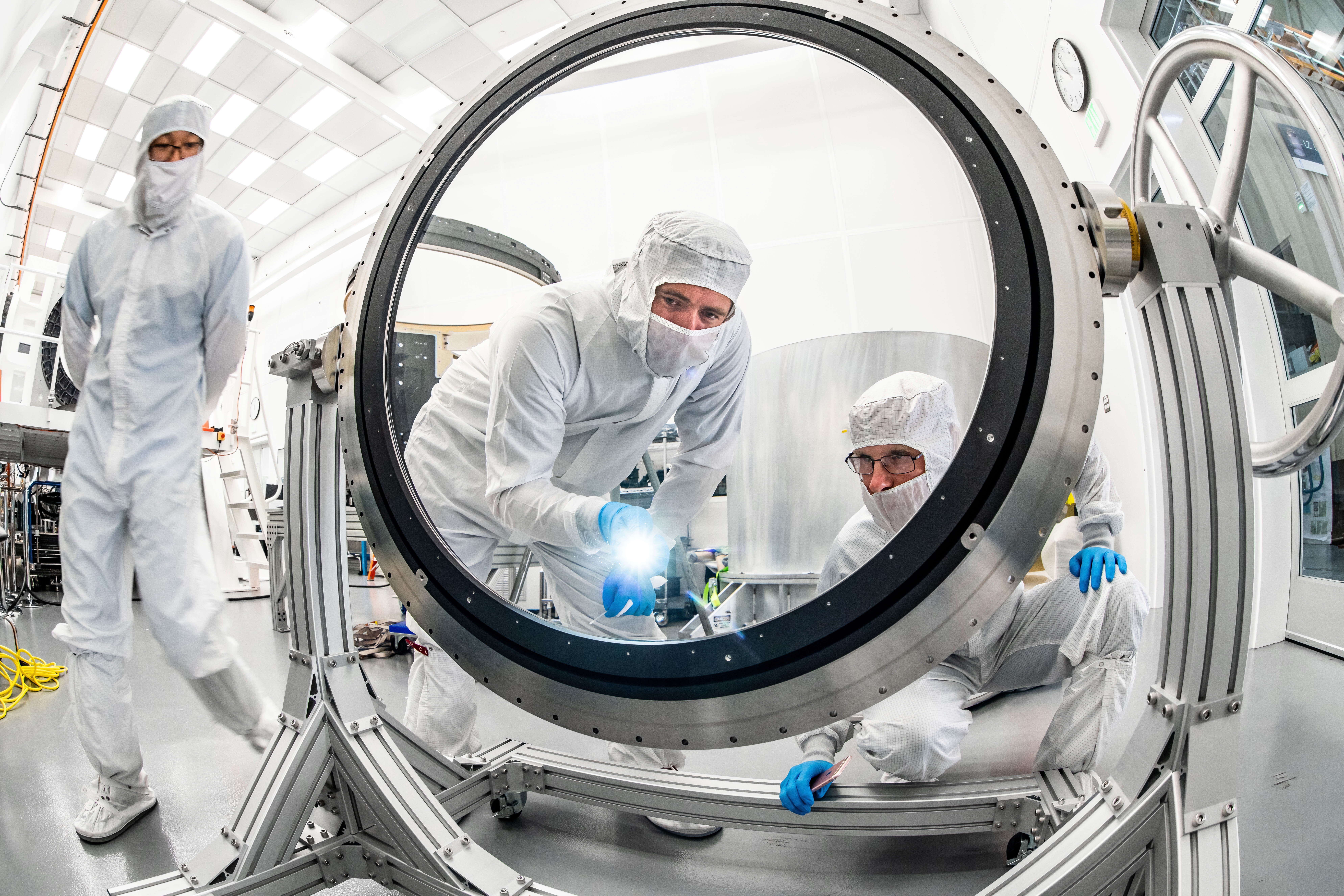 Lens Inspection Background LSST Lens Inspection | NOIRLab