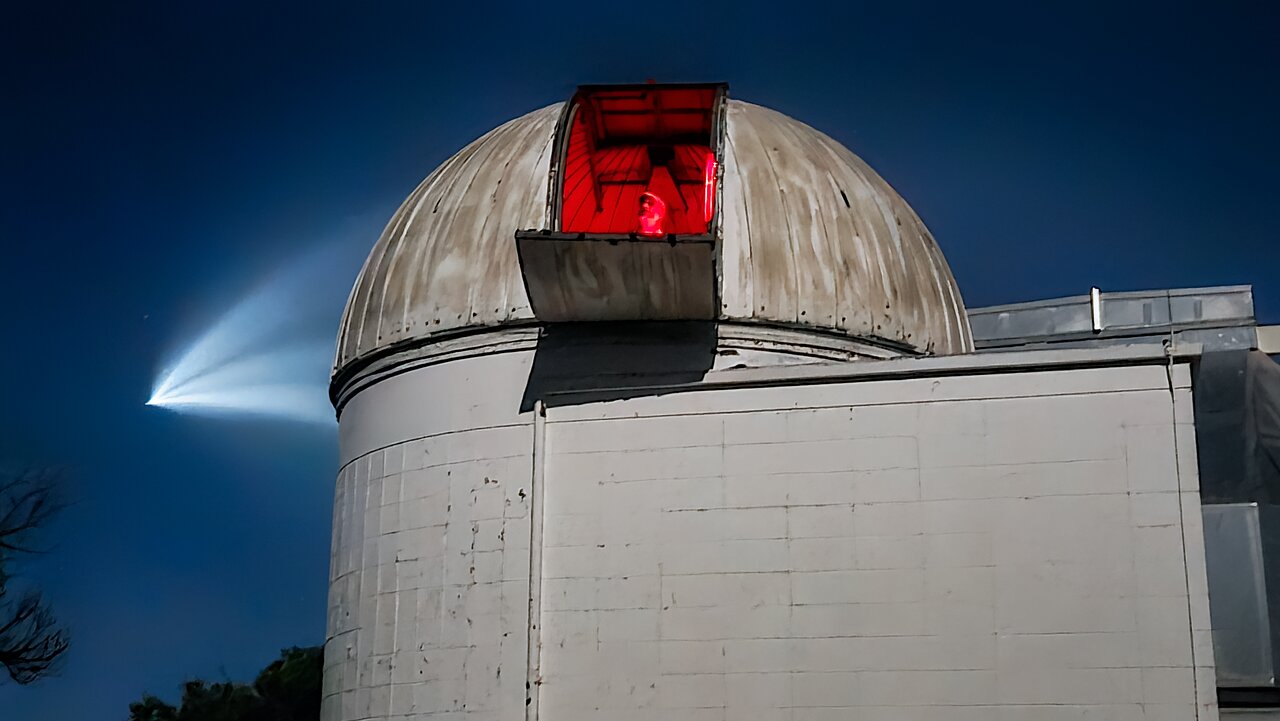 Having a Blast at Kitt Peak (Alternative View 2)