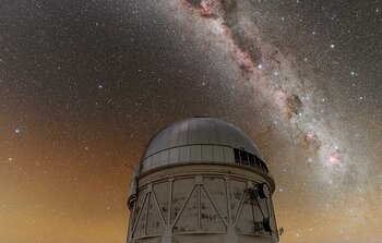 The Milky Way Over the NSF V&iacute;ctor M. Blanco 4-meter Telescope