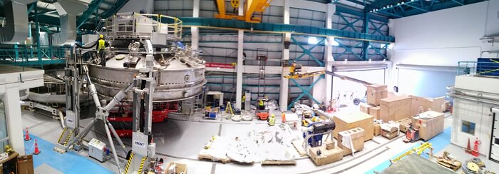 Coating Plant Assembly on Summit | NOIRLab