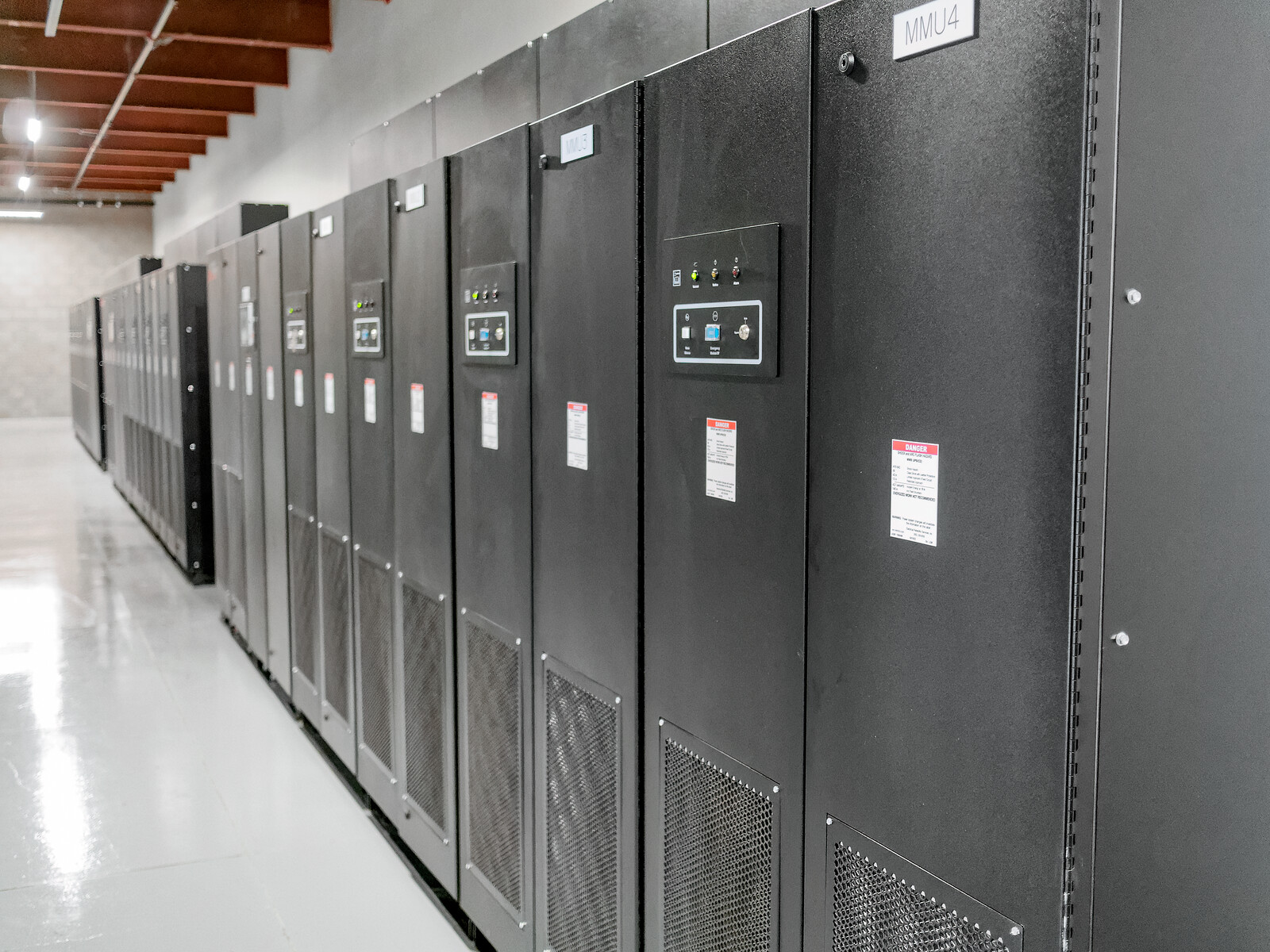 The Rubin Data Management team tours the Stanford Research Computing ...